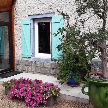 La Ferme De Capucine Acomodação com café da manhã Culhat Exterior foto